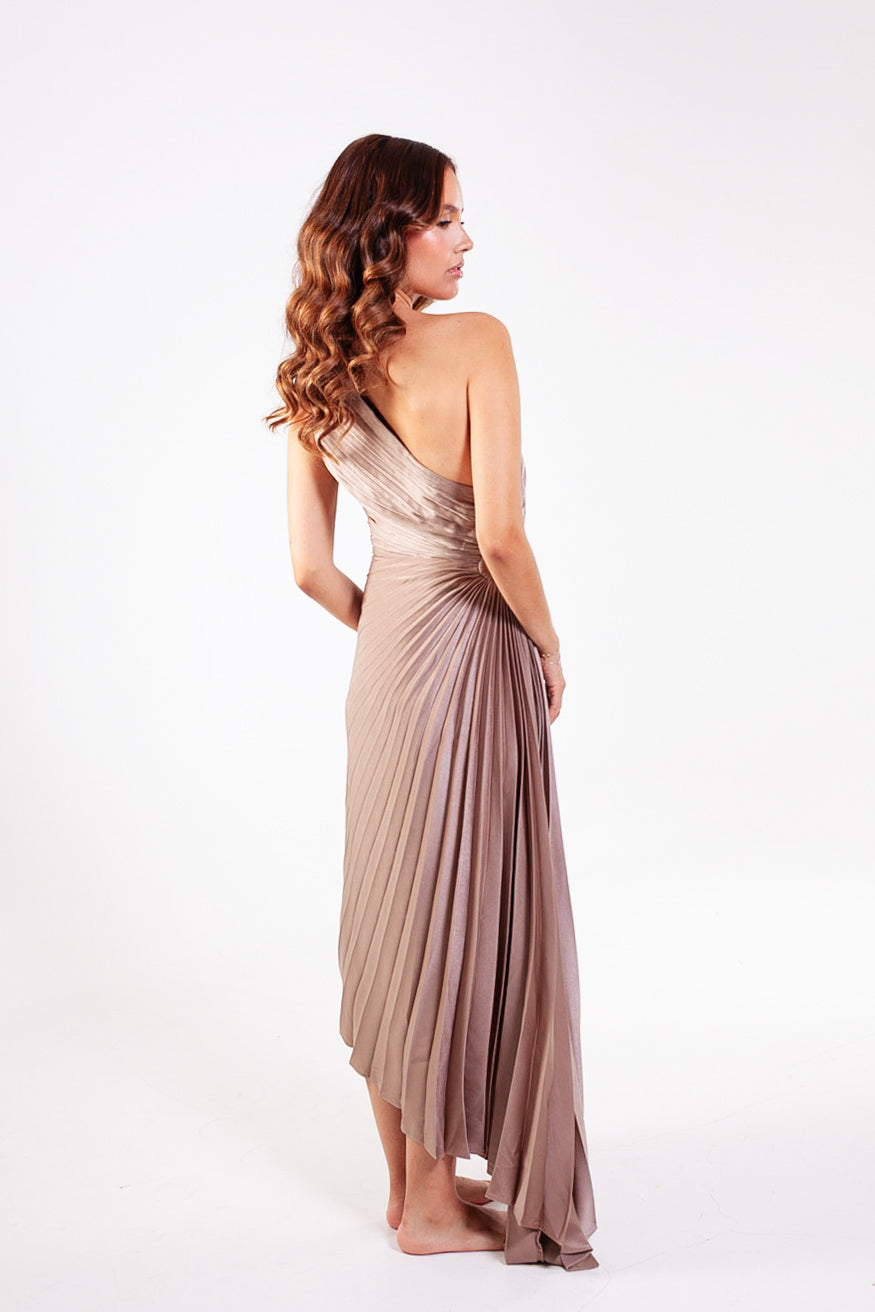 VESTIDO PLISADO DE UN SOLO HOMBRO